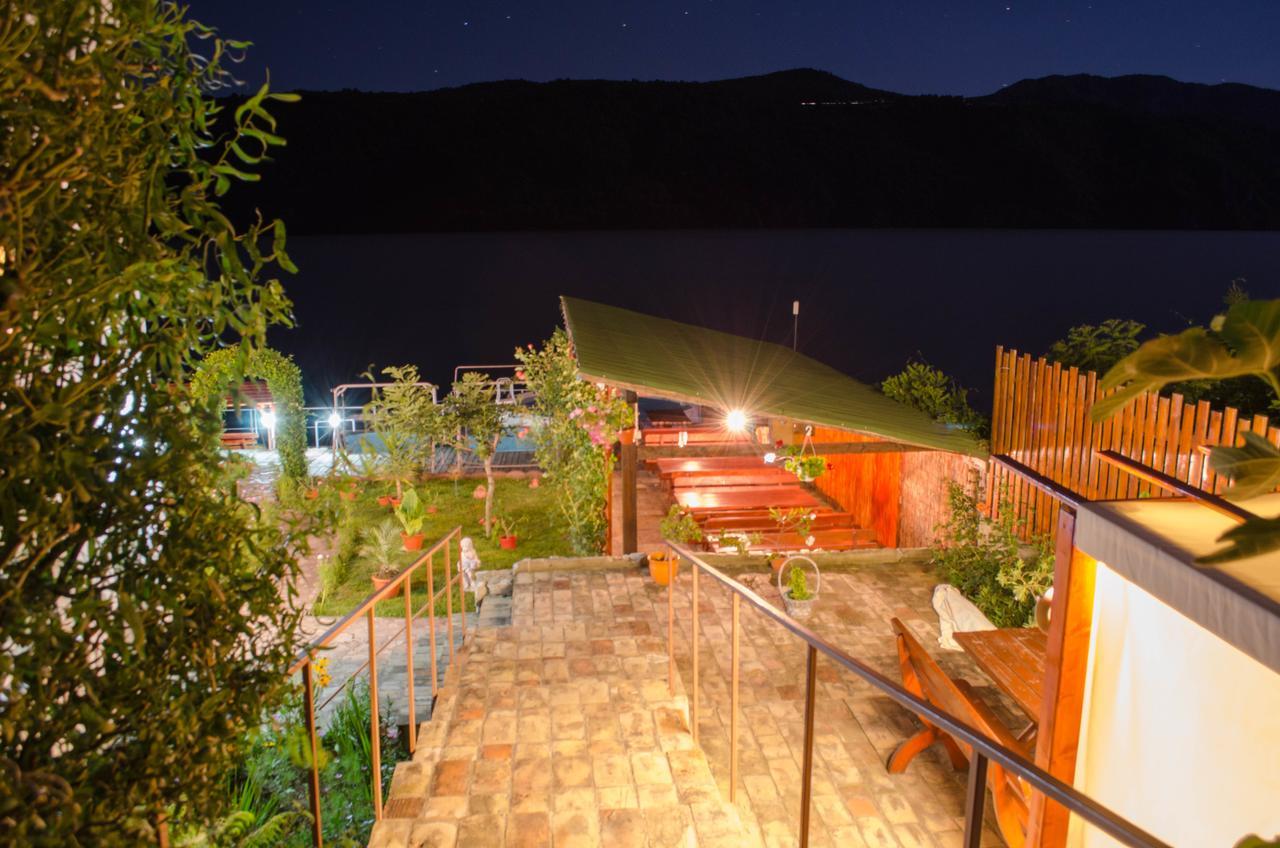 Casa Ana Serena Ieşelniţa Екстериор снимка